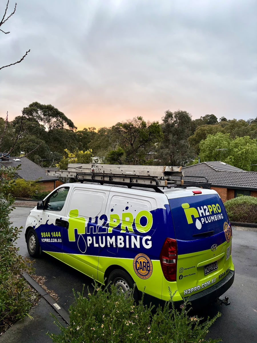 H2PRO Plumbing Van in Croydon