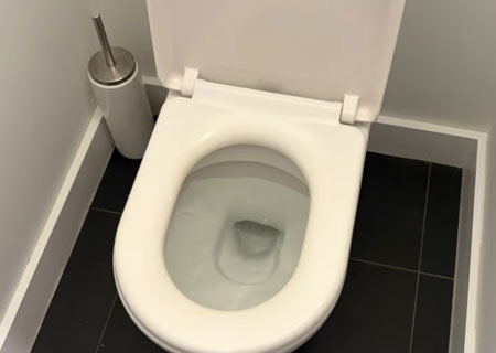 toilet-backing-up-h2pro-plumbing Toilet is backing up